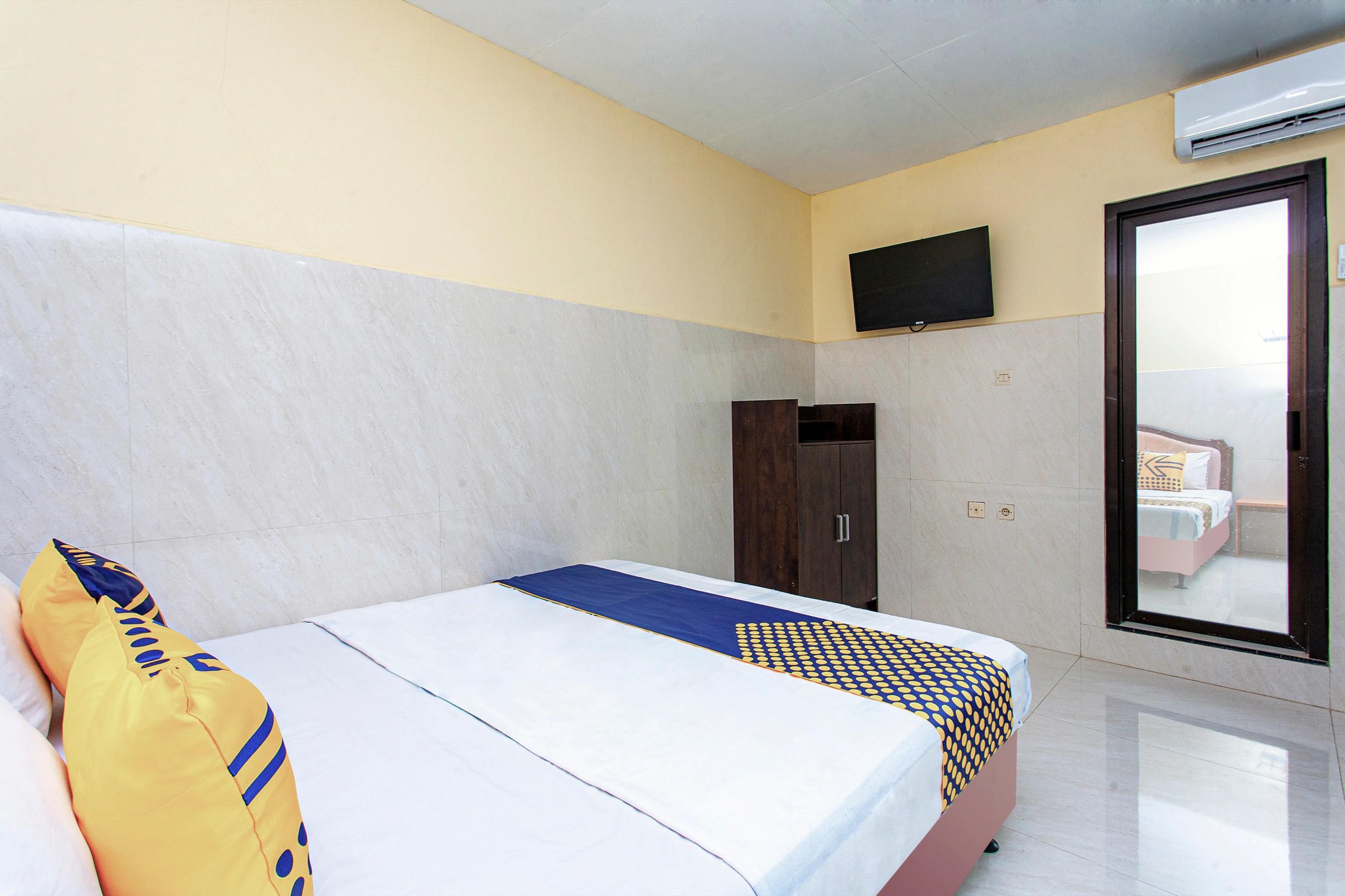 The Paragon Hotel Cilacap Redpartner Exteriér fotografie