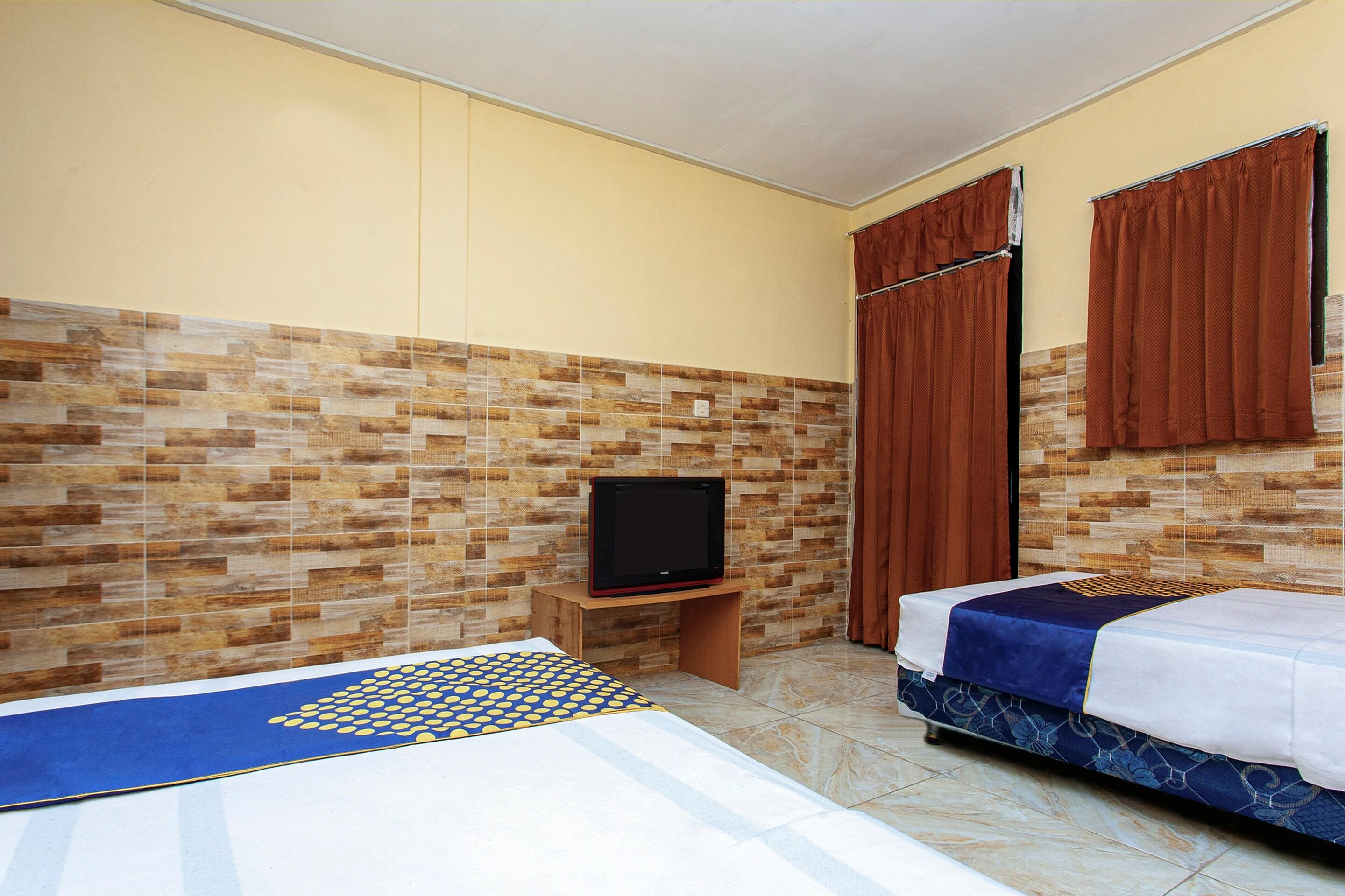 The Paragon Hotel Cilacap Redpartner Exteriér fotografie