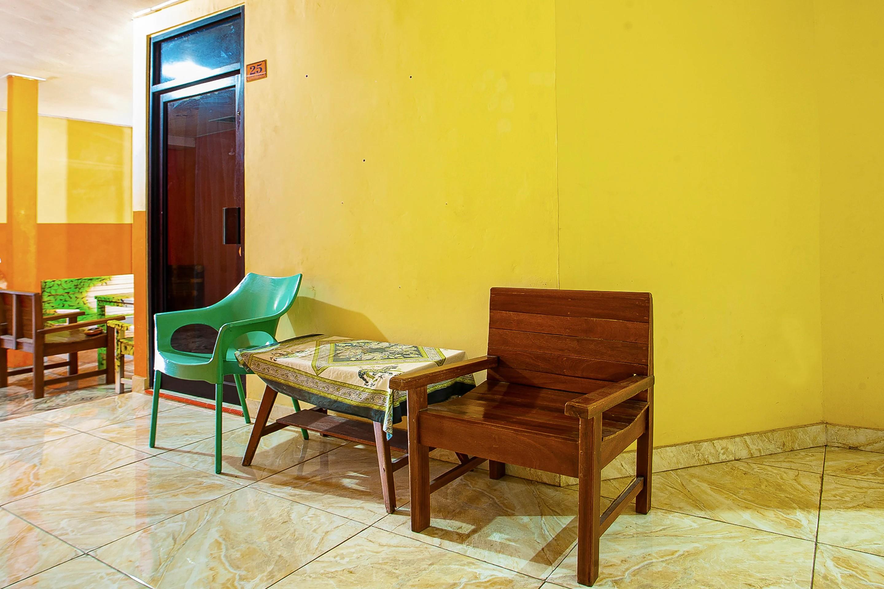 The Paragon Hotel Cilacap Redpartner Exteriér fotografie