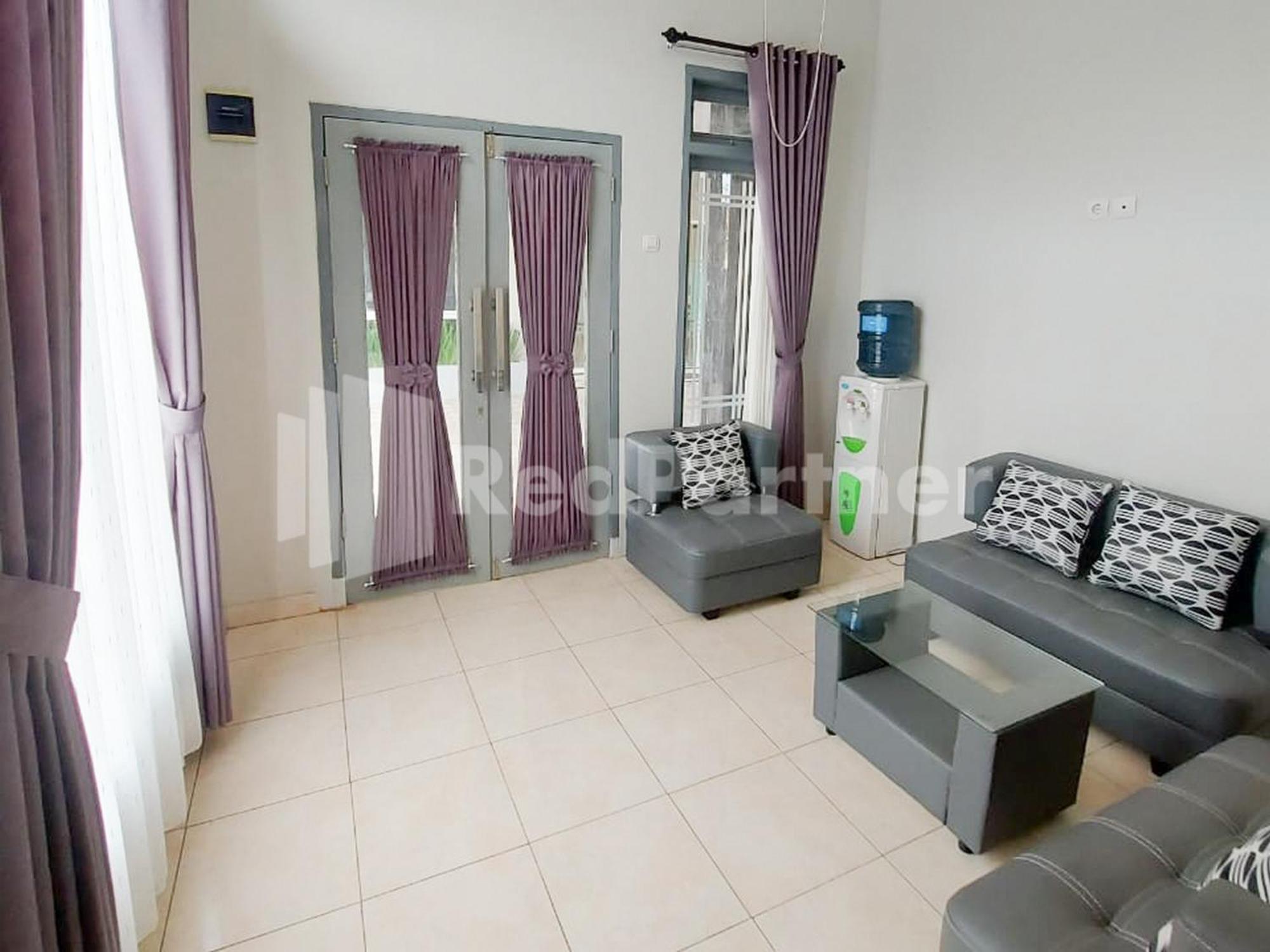 The Paragon Hotel Cilacap Redpartner Exteriér fotografie